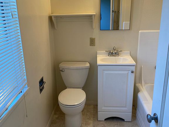 4th image of 733 E Anapamu St #9