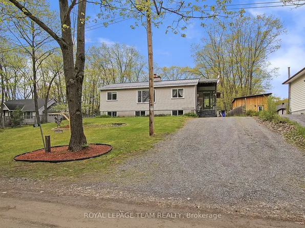129 Spinnaker Way, Ottawa, ON K0A 3M0