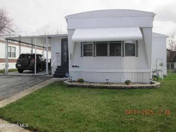 1457 Eastshore Dr, Findlay, OH 45840