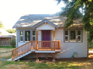 517 N 97th St, Seattle, WA 98103