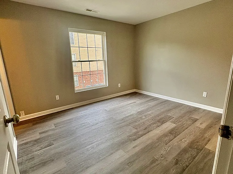 664 Materdie Ln #203 — Photo 10