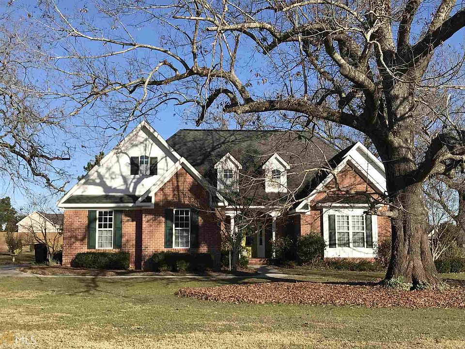 1st image of 9003 Oakfield Dr