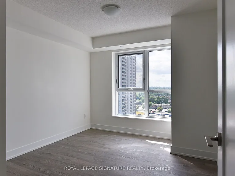 7 Mabelle Ave #1503 — Photo 14