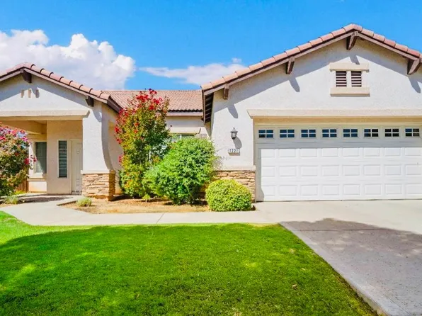 7221 Whitewater Falls Dr, Bakersfield, CA 93312