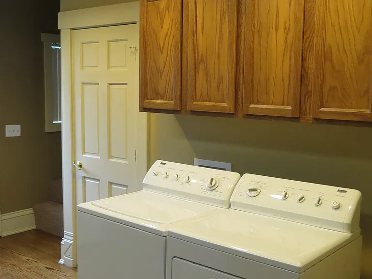 1500 Maple St — Photo 10