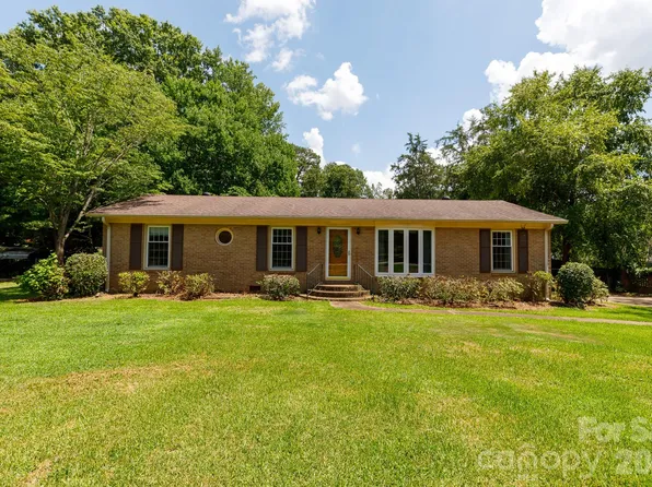 260 Plantation Rd, Rock Hill, SC 29732