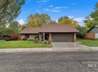 242 E Northview Dr, Eagle, ID 83616