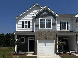 30 Loebner Ln, Simpsonville, SC 29680