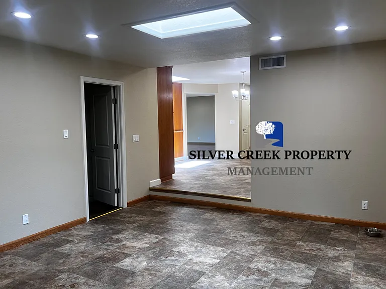 6002 Paxton Ct — Photo 39