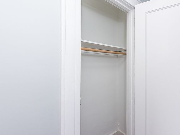 4th image of 28-32 47th St #3C