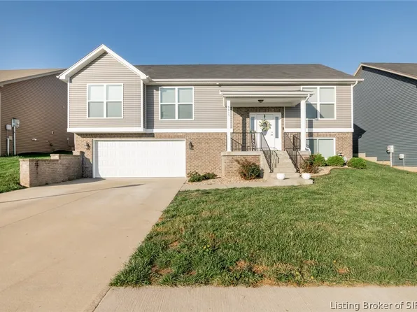 9015 Woodford Drive, Charlestown, IN 47111