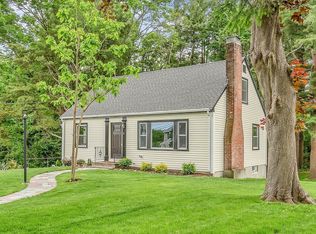 11 Autumn Cir, Canton, MA 02021