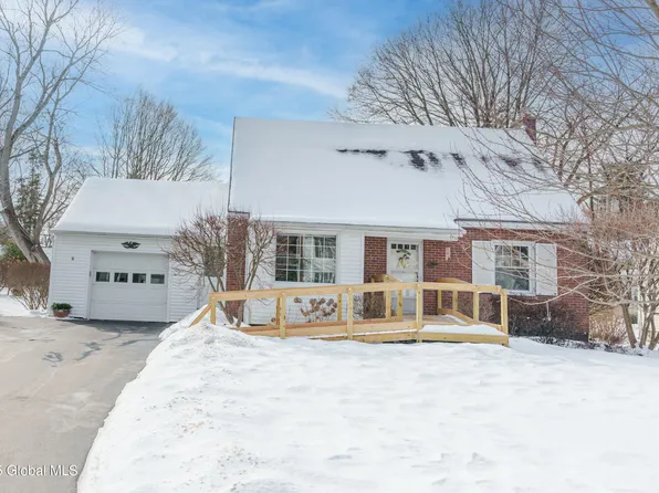 707 Riverside Avenue, Glenville, NY 12302