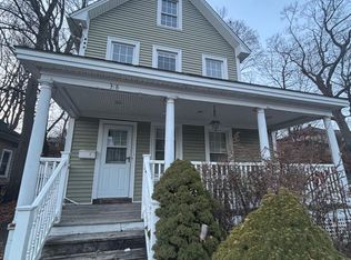 318 Front St, New Haven, CT 06513