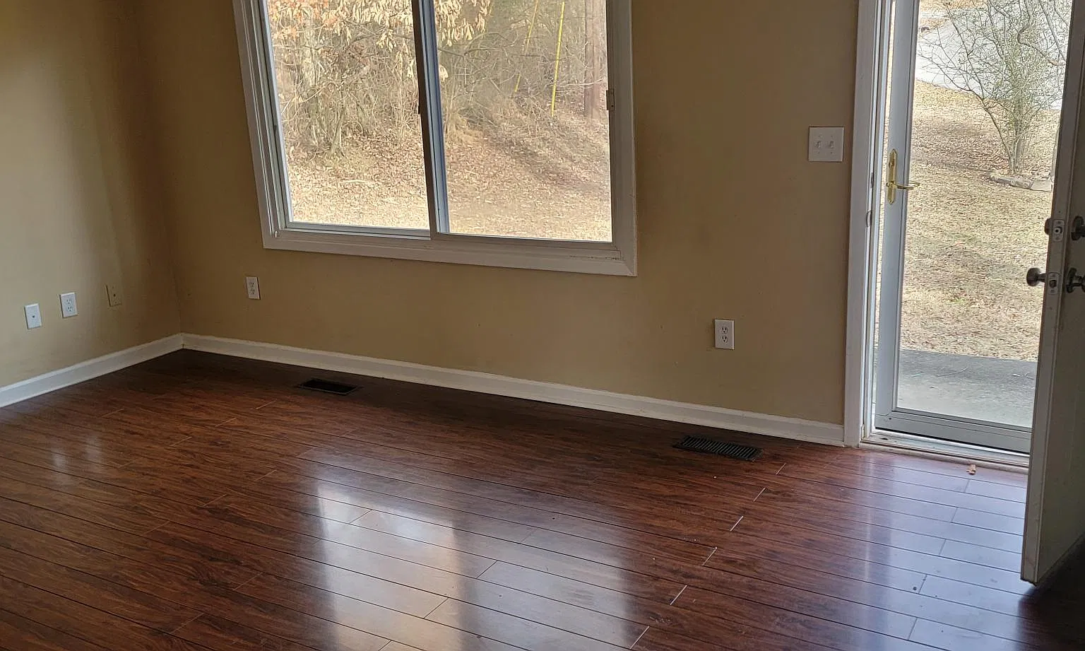 206 Dana Ct — Photo 4