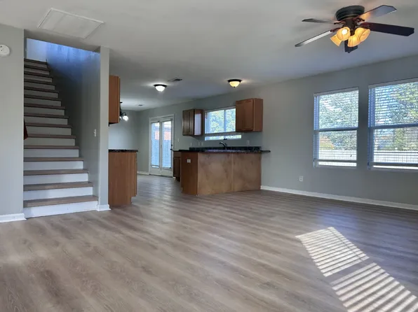 379 Jasmine Dr, Madison, AL 35757