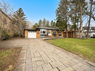1207 Pinegrove Rd, Oakville, ON