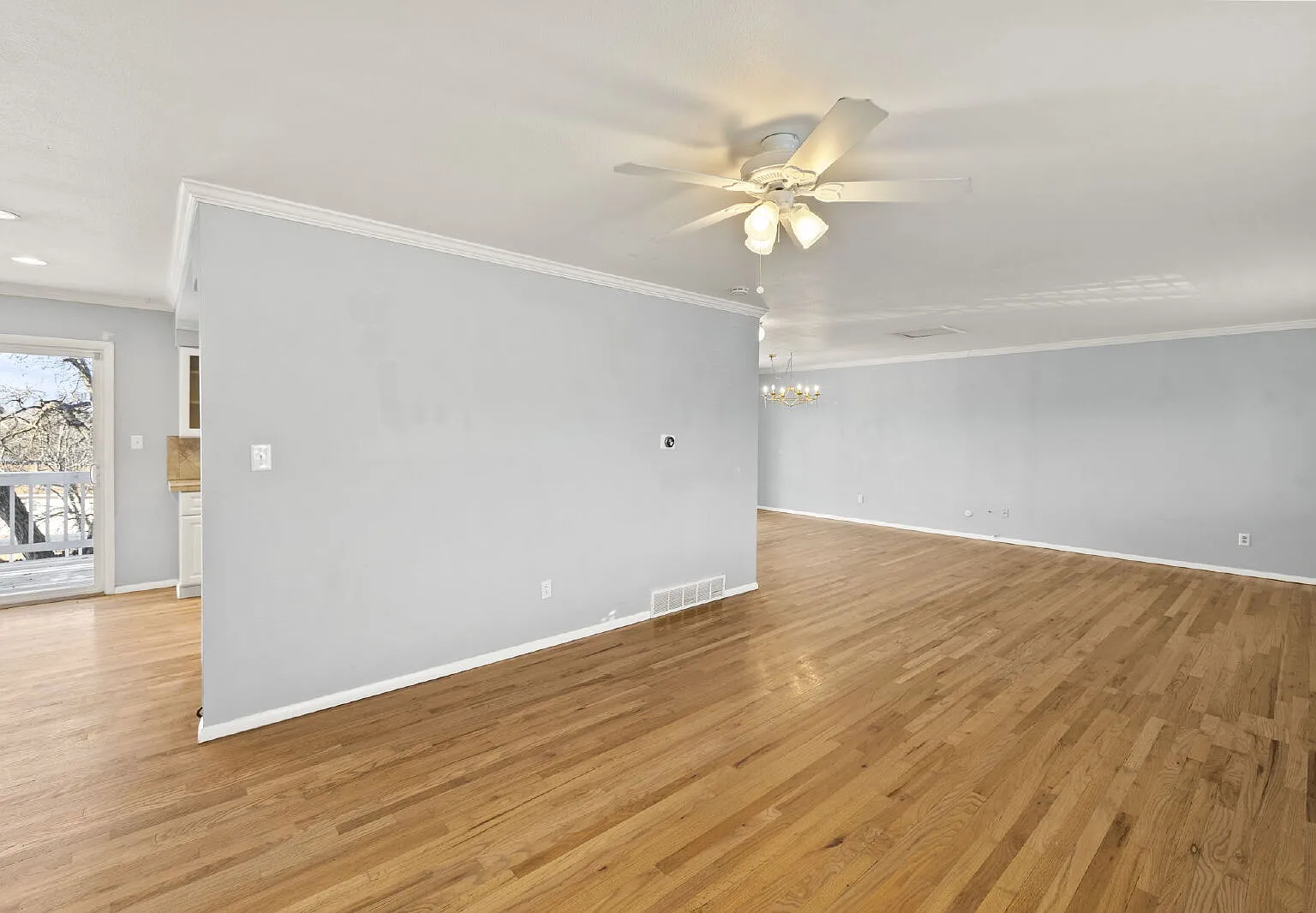 3 bed, 2.0 bath, 1728 sqft, $2,175 — Photo 4