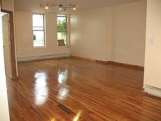 3rd image of 186 Bay 17 St #3R