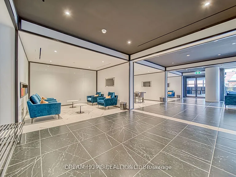 20 Edward St #1009 — Photo 3