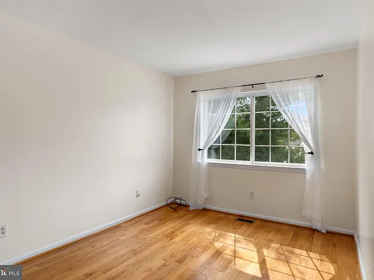 13100 Bustleton Ave — Photo 28
