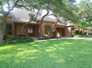 804 Shady Bluff Cv, Round Rock, TX 78665