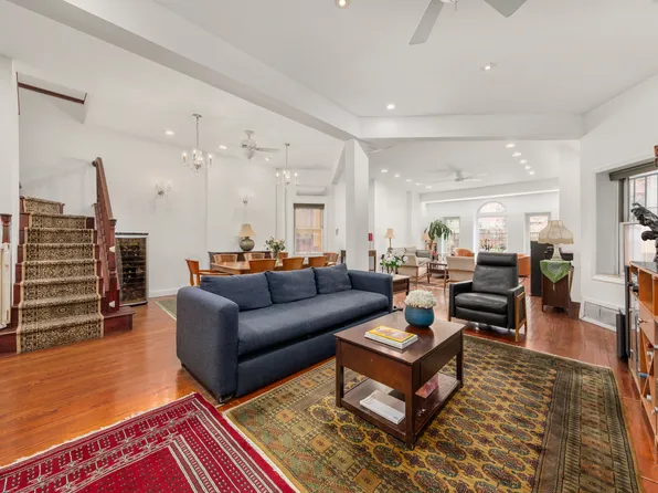 517 East 87th Street 1 image 2 of 11