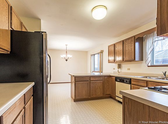 5th image of 3151 E Newcastle Ct