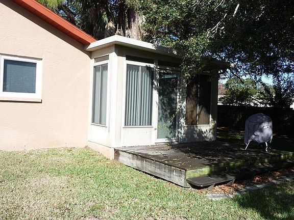 3rd image of 5236 Castile Way S