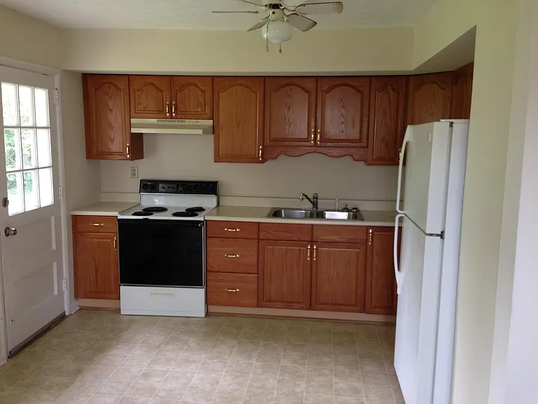 8503 Staghorn Dr — Photo 4