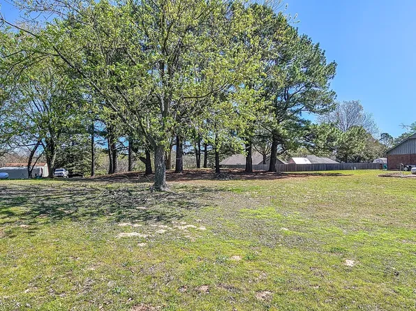 80 Rockford Dr, Eufaula, OK 74432