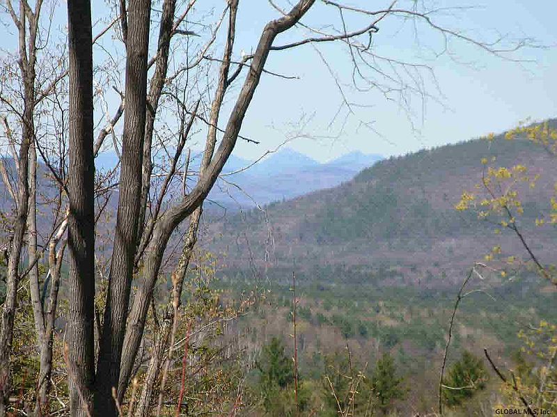 5th image of 190 Don Potter Road