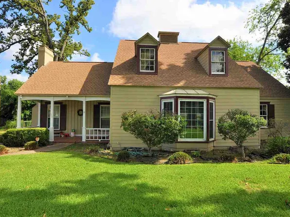 509 E Young St, Longview, TX 75602