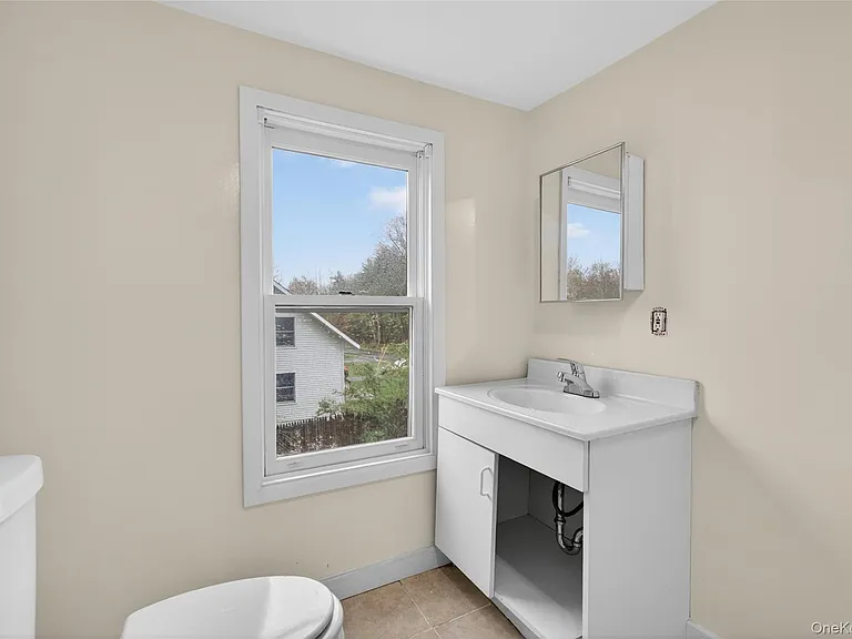 41 Rock Ridge Ave — Photo 15