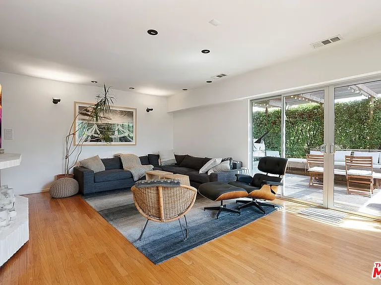 1666 S Curson Ave — Photo 1