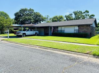 2206 Angus St, Deridder, LA 70634