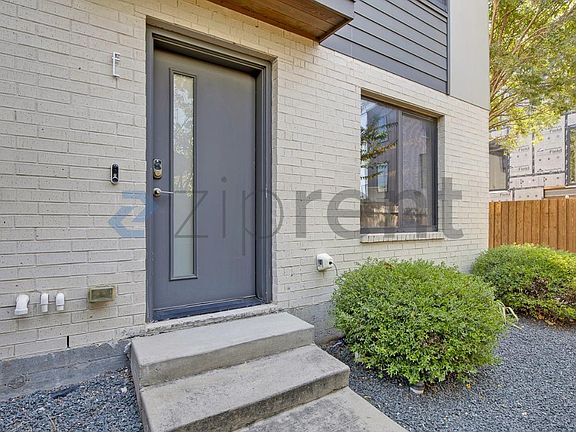 2nd image of 5602 Lindell Ave #E