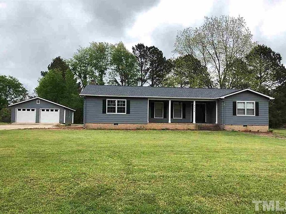 2nd image of 8509 Manns Loop Rd