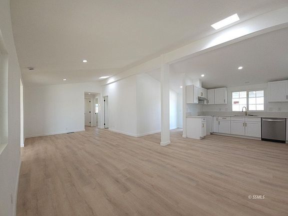 4th image of 6309 Quail St