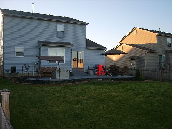 back of house from outside fence