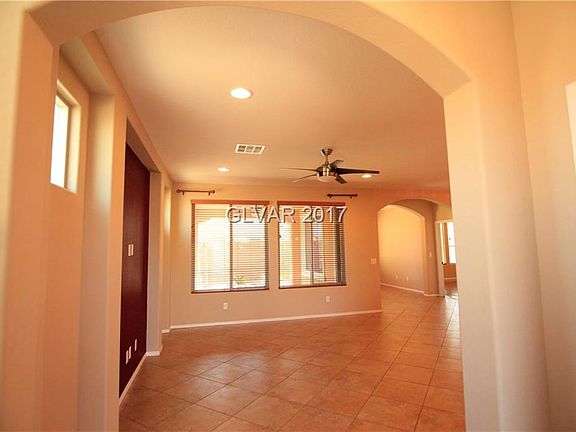 2nd image of 3841 Greenbriar Bluff Ave