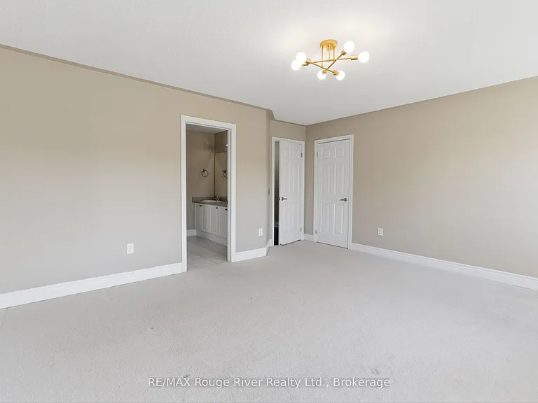 138 Kersey Cres — Photo 35
