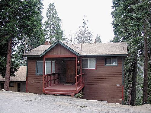 1st image of 730 Holmes Ct
