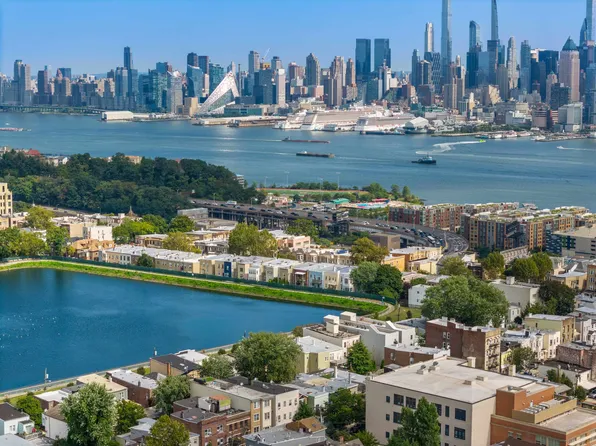 180 19th Street image 1 of 15