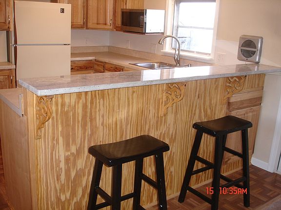 4th image of 515 East 3rd St. ##8
