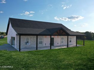 718 Vine Dr, Holts Summit, MO 65043