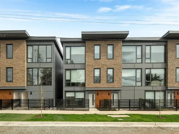 916 Orono Ave #130, Langford, BC V9B 2T8