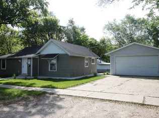 355 W James St, Whitewater, WI 53190