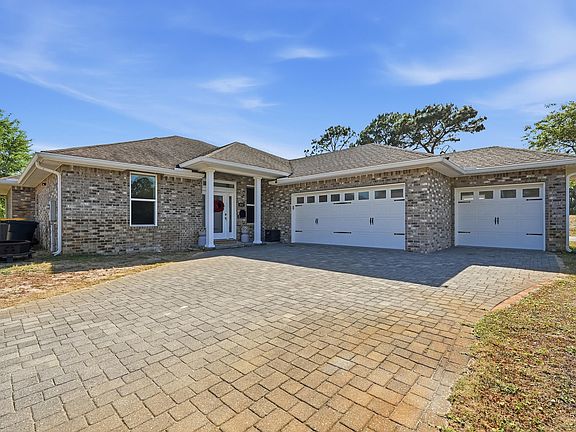 2nd image of 883 Shalimar Ct