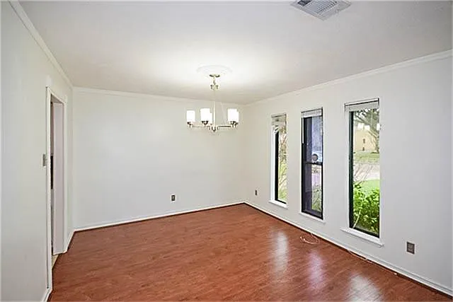 2814 Field Line Dr — Photo 9